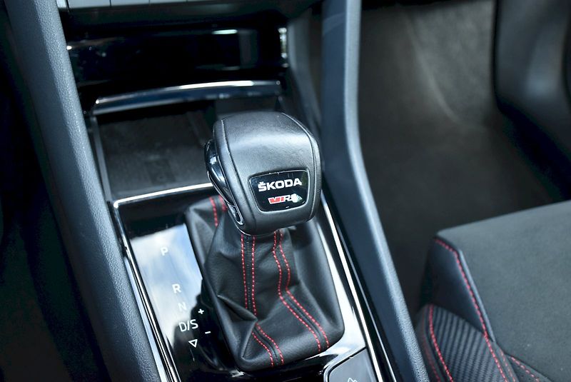 Škoda Kodiaq (2024) RS 2.0 TSI 180 kW 4x4 DSG - fotka 23 z 34