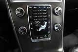 Volvo XC60 2,4 D5 AWD AUTOMAT - náhled 27