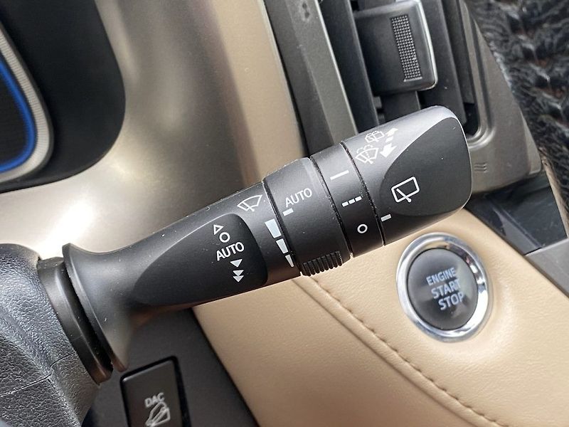 Toyota RAV4 2.2D, ČR, Premium, 4x4, navi - fotka 16 z 34