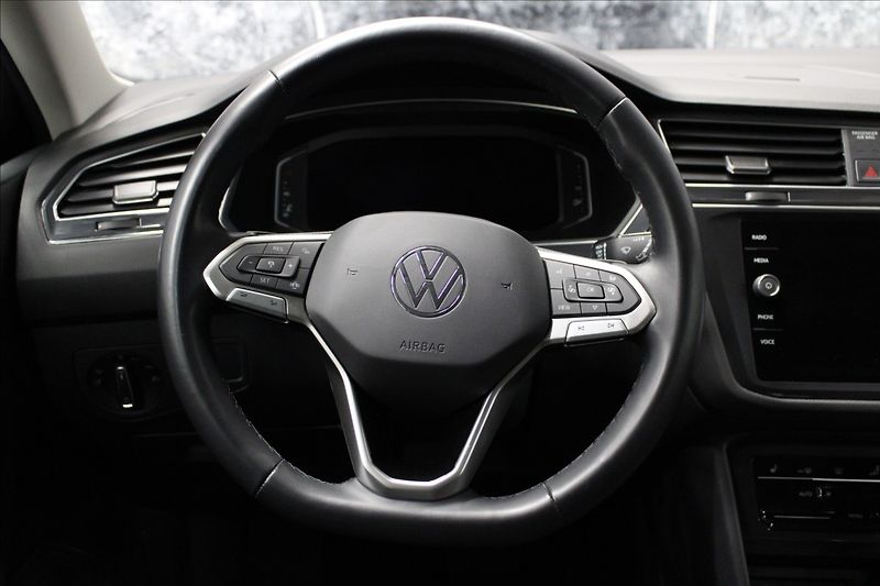 Volkswagen Tiguan Allspace 1,5 TSI EVO DSG Elegance CZ - fotka 19 z 35