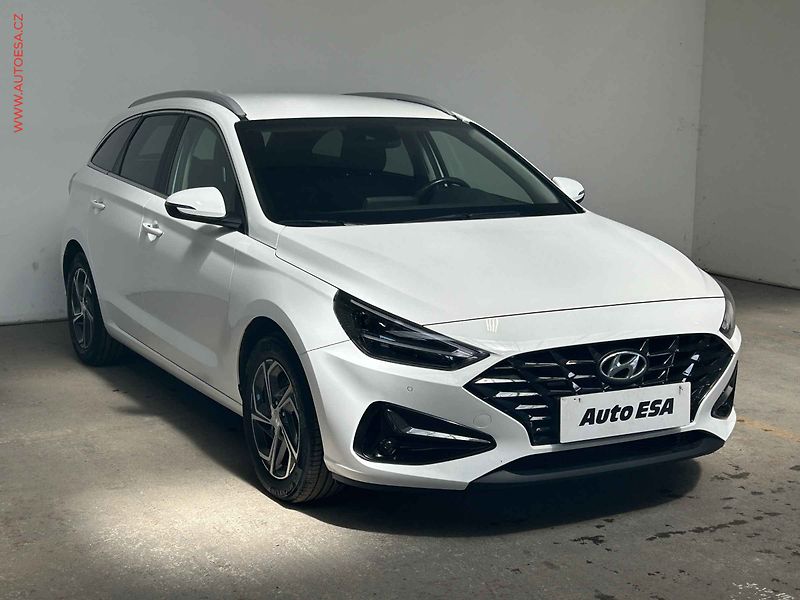 Hyundai i30 (2023) 1.0 T-GDi, 2.maj,ČR, Smart - fotografie inzerátu