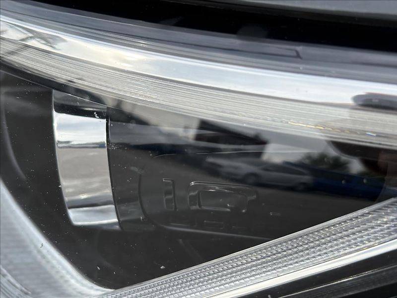 Volkswagen Golf 2,0 GTI 180kW Matrix,Panor,ACC - fotka 51 z 56