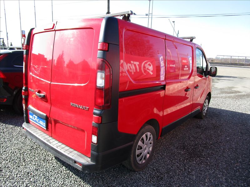 Renault Trafic 1.6dCi, Klima, 1. maj. - fotka 4 z 37