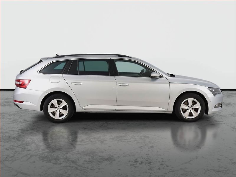 Škoda Superb (2018) Style 2.0 TDI, Serv.kniha - fotka 6 z 22
