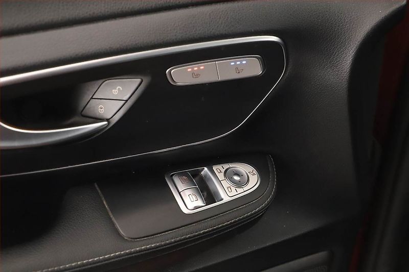 Mercedes-Benz Třídy V (2019) 300 d 4MATIC, ČR, DPH - fotka 22 z 26
