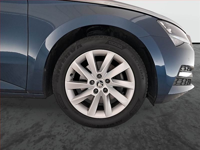 Škoda Superb (2019) 2.0 TDI, Serv.kniha, Tempomat - fotka 14 z 19
