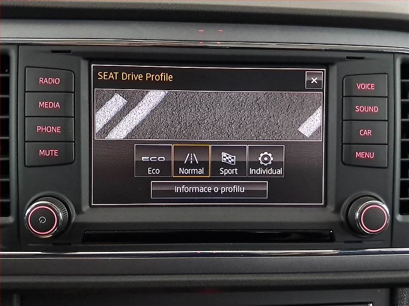 Seat Leon (2016) 1.4 TSI, ČR,1.maj, Serv.kniha - fotka 16 z 18