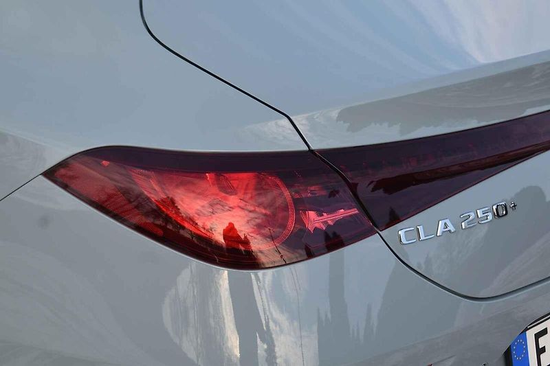 Mercedes-Benz CLA EQ je zástupce nové generace elektromobilů.