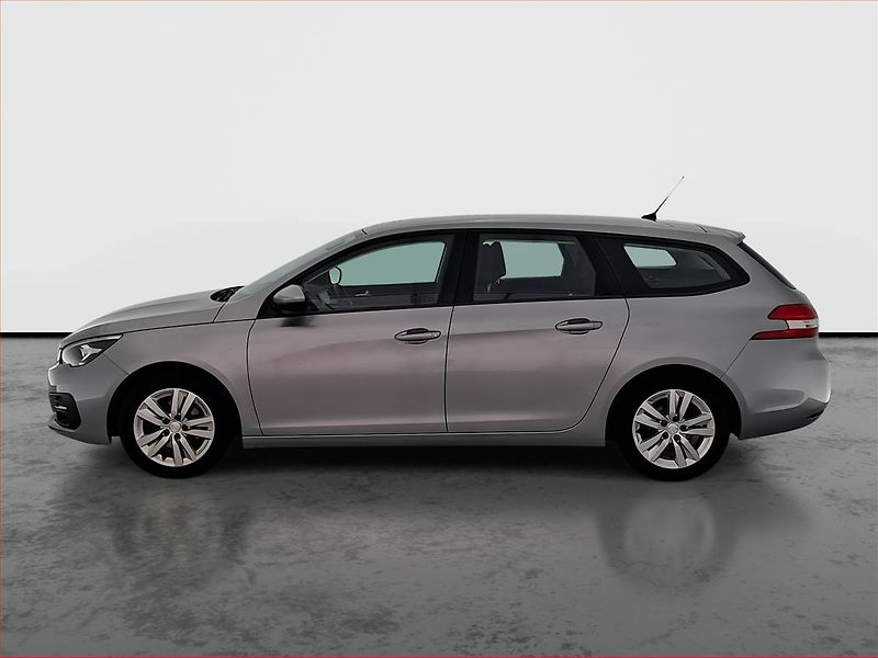 Peugeot 308 (2019) 1.5 BlueHDi, ČR,1.maj - fotka 3 z 16