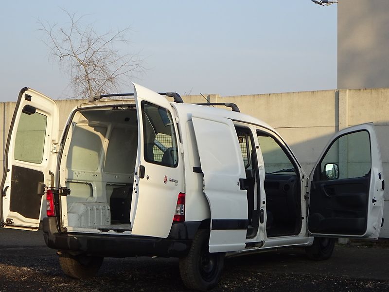 Peugeot Partner 'Ranch' 1,4 i 55kW BEZ KOROZE - fotka 25 z 29