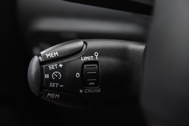 Citroën C3 1.2 PT,DKLIMA,TEMP,PDC,LED,DPH - fotka 17 z 46
