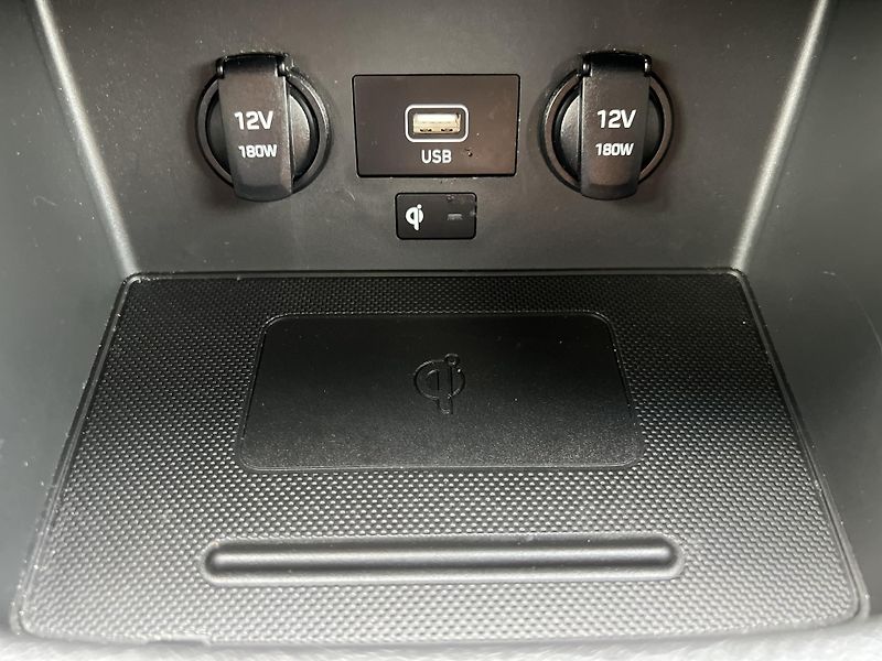 Hyundai i30 1.5T-GDi KAMERA PŮVOD ČR 1.MAJ - fotka 25 z 47