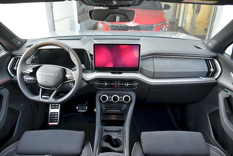 Škoda Kodiaq (2026) Sportline 2,0 TDI 7-stup. auto - fotka 5 z 43