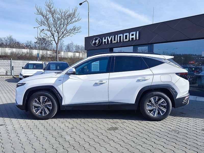 Hyundai Tucson 1.6CRDI/100kW SmartNav DCT 4X4 - fotka 8 z 32