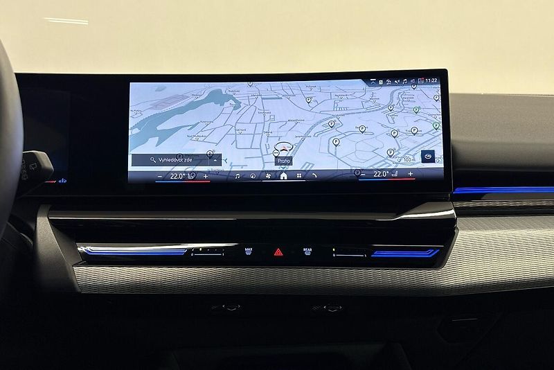 BMW Řada 5 540d xDrive Touring - fotka 10 z 13