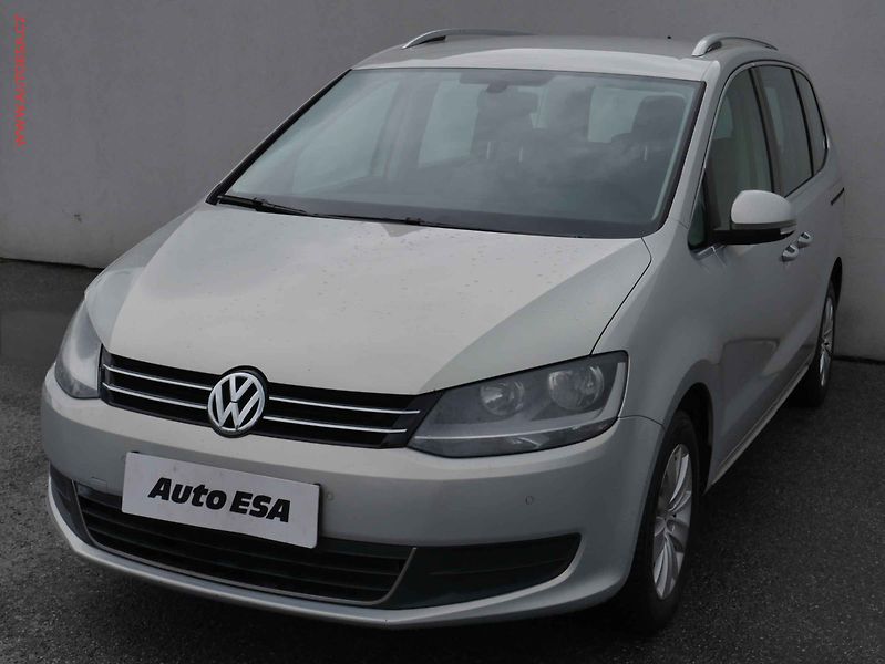 Volkswagen Sharan (2011) 2.0 TDi, Comfortline - fotka 3 z 14