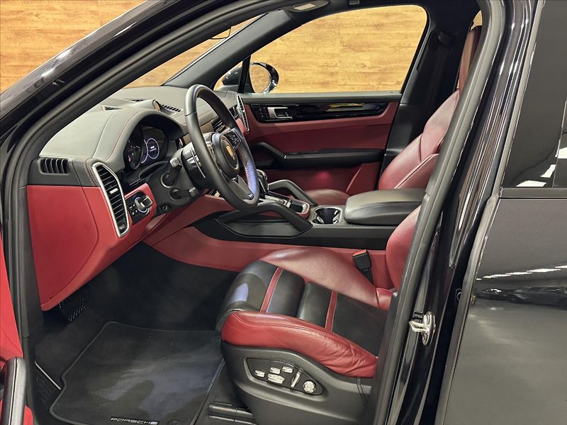 Porsche Cayenne 3.0 V6 PANORAMA SOFT CLOSE - fotka 8 z 29