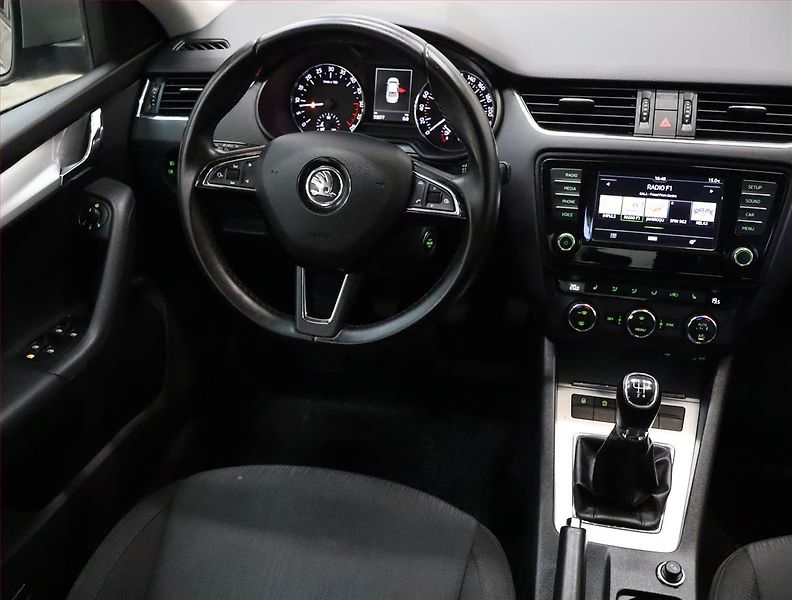 Škoda Octavia (2016) Ambition Plus 1.6 TDI - fotka 7 z 19