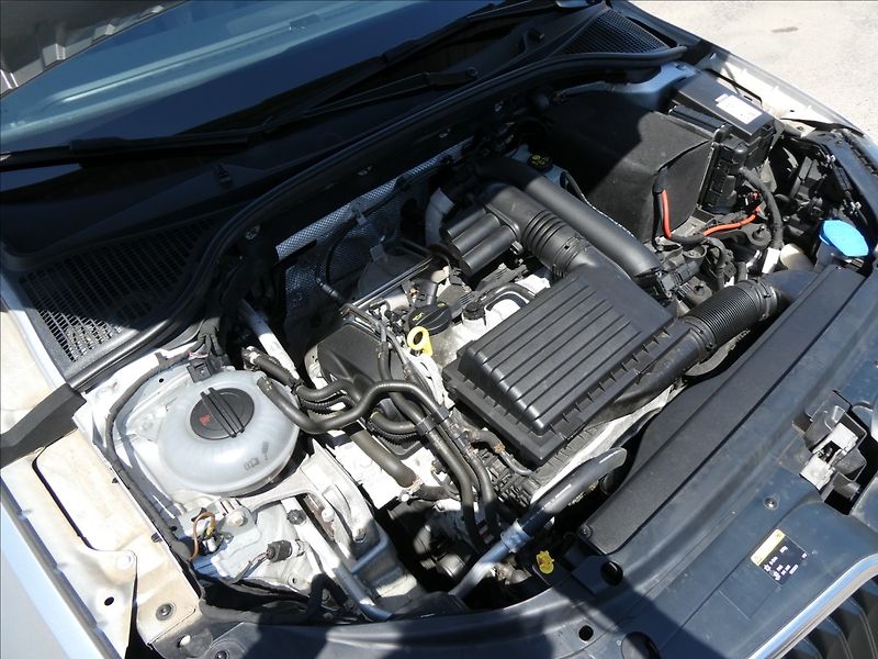 Škoda Octavia 1,4 TSi 103kW DSG 1.majitel - fotka 38 z 41