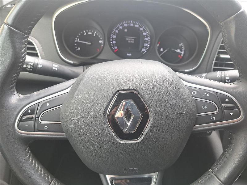 Renault Mégane 1,5 dCi Grandtour - fotka 20 z 41