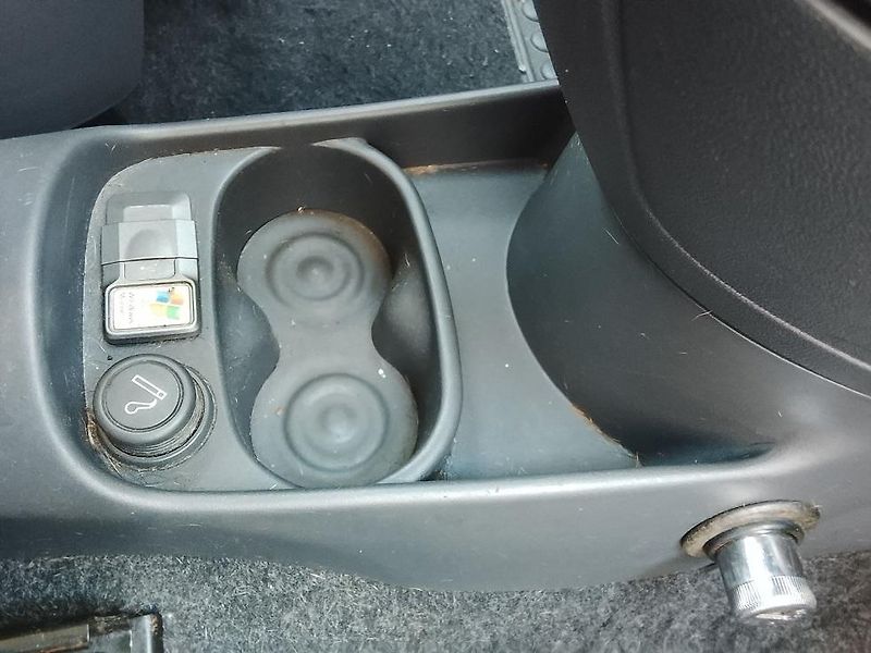 Fiat 500C (2010) motor 1.4 16V ČR 1.majitel - fotka 23 z 34