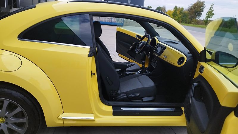 Volkswagen Beetle 1.6TDI, volat-608 081 843 - fotka 15 z 22