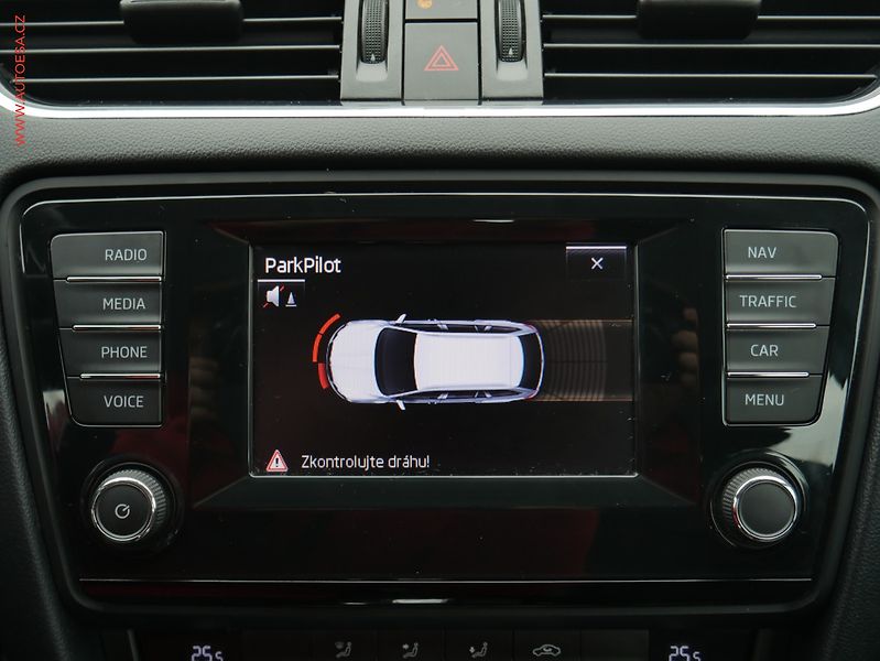 Škoda Octavia (2014) 2.0 TDI, DSG - fotka 18 z 24