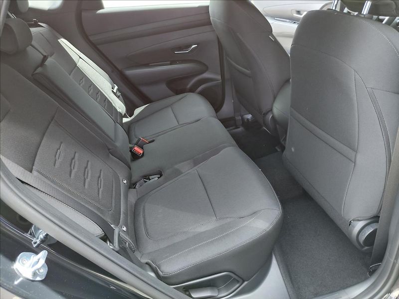 Hyundai Tucson (2026) 1,6 TGDI 2WD DCT GO - fotka 14 z 22