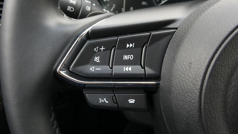 Mazda CX-5 Exclusive-line 2.0 Skyactiv-G1 - fotka 12 z 26