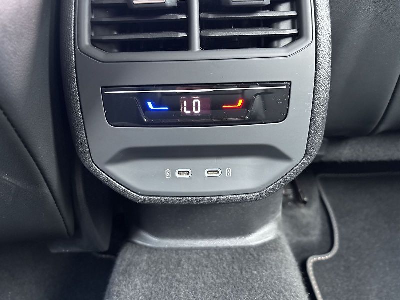 Cupra Formentor (2023) 1.5 TSI DSG - fotka 25 z 29
