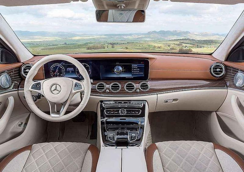 Mercedes-Benz E kombi.