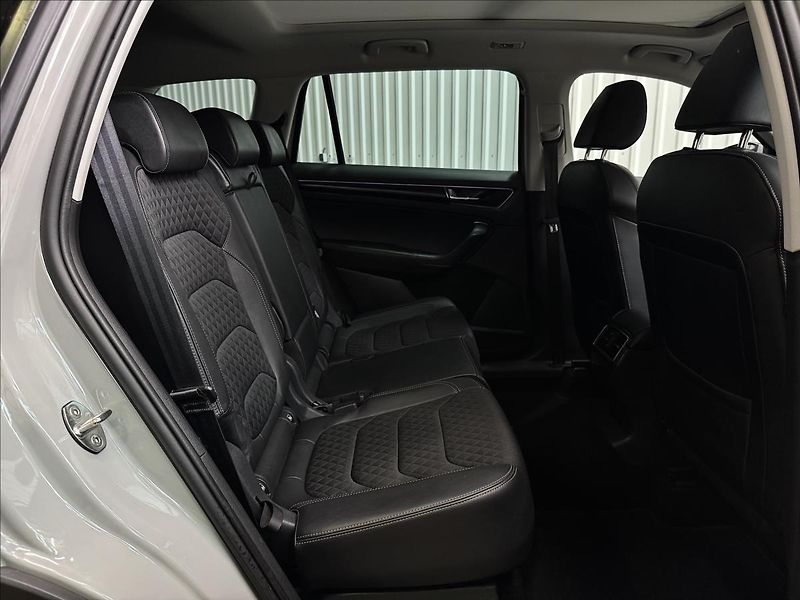 Škoda Kodiaq 1.5TSI Virtual Style LED - fotka 34 z 40