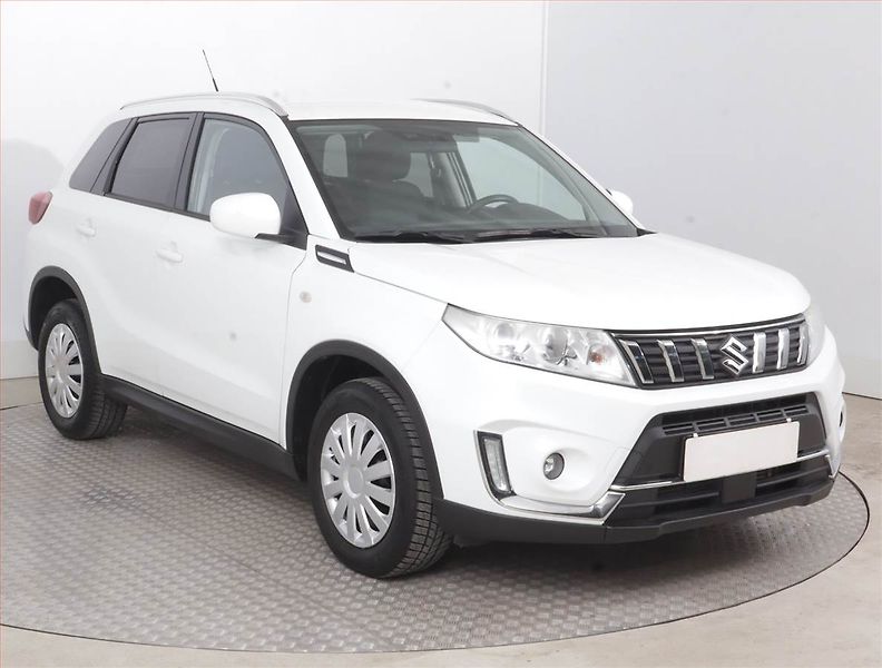 Suzuki Vitara (2018) 1.0 BoosterJet, Automat - fotka 1 z 16