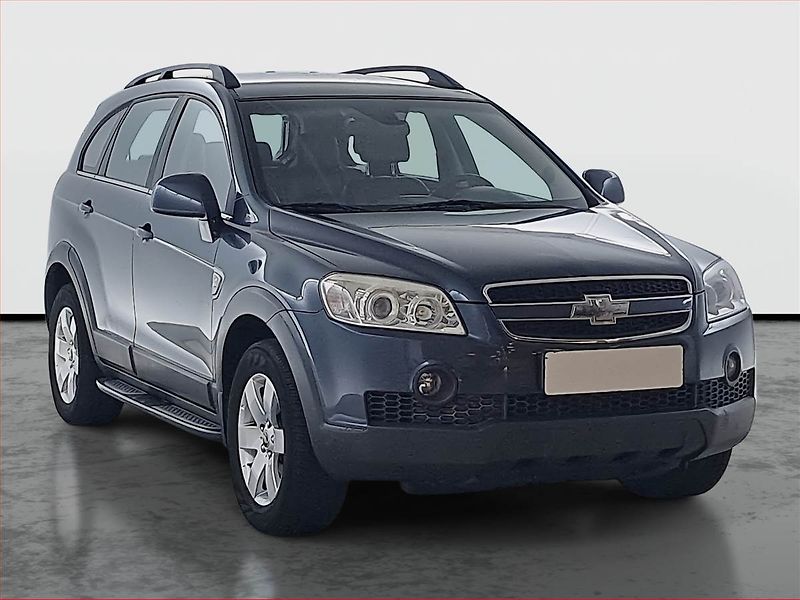 Chevrolet Captiva (2009) 2.0 D, 4X4, 7 míst, nová STK - fotka 1 z 17