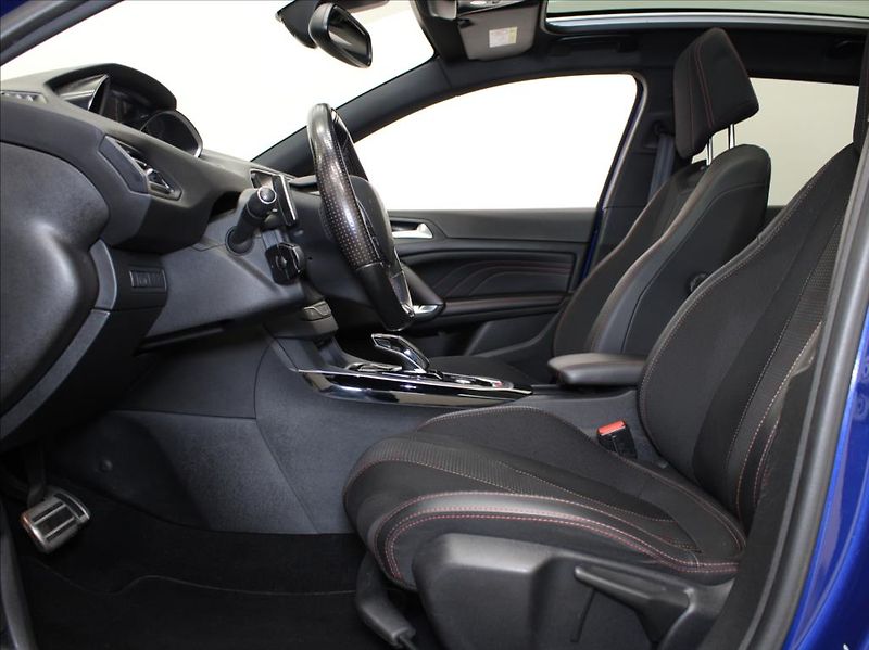 Peugeot 308 1,2 PT 96kW AT GT-line Pano. - fotka 6 z 23