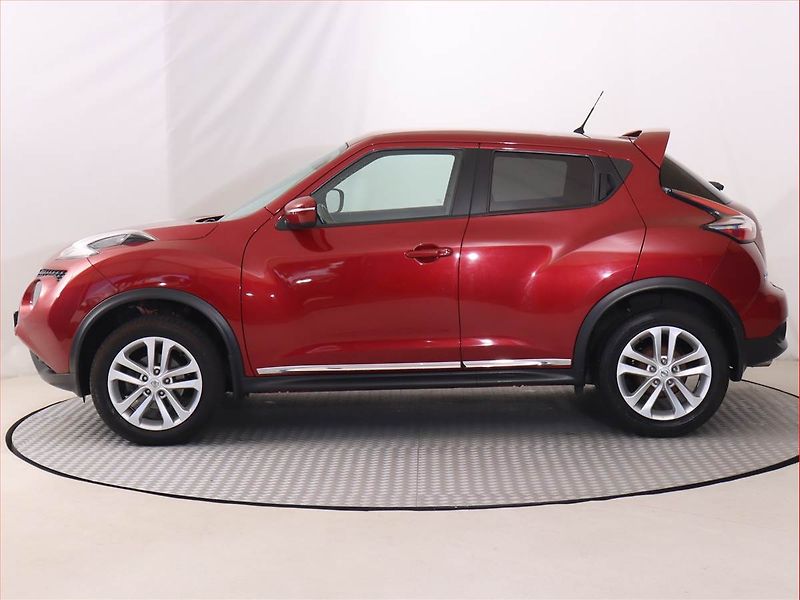 Nissan Juke (2018) 1.6 i, Automat, Serv.kniha - fotka 3 z 19