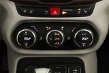 Jeep Renegade (2017) 1.4 MultiAir, 4X4, Automat - náhled 14