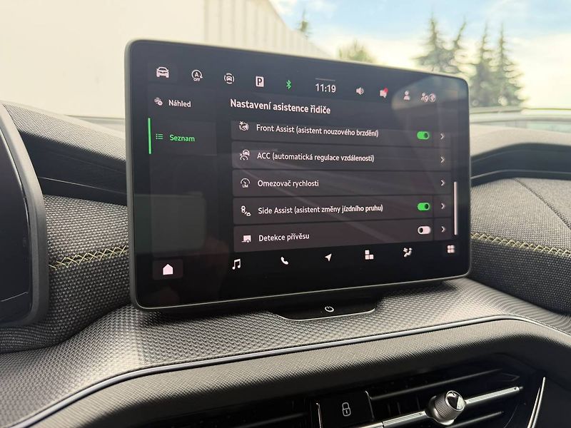 Škoda Kodiaq Selection 2,0 TDI 142 kW 4x4 7 - fotka 17 z 40