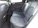 Kia Ceed 1.6GDI PHEV Comfort Tažné - náhled 24