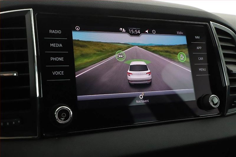 Škoda Karoq (2020) 1.6 TDI, Automat, Navi - fotka 14 z 21
