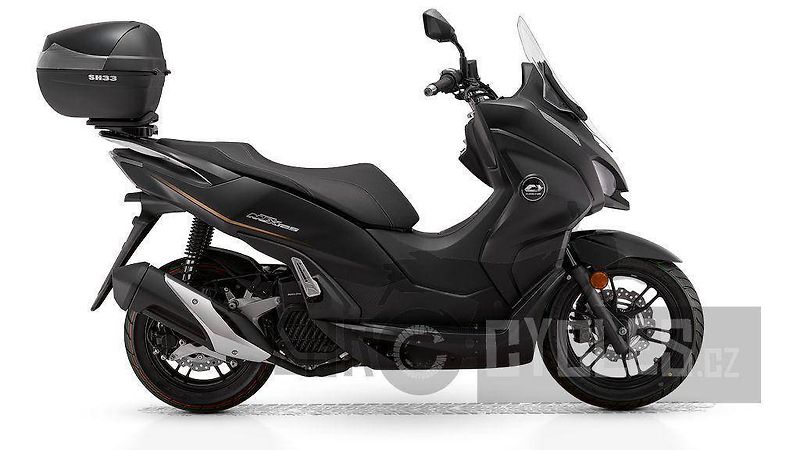 QJ Motor (2026) MTX 125 Hybrid + top box - fotka 6 z 20