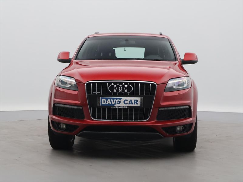 Audi Q7 3,0 TDI 150kW S-line CZ DPH - fotka 2 z 33