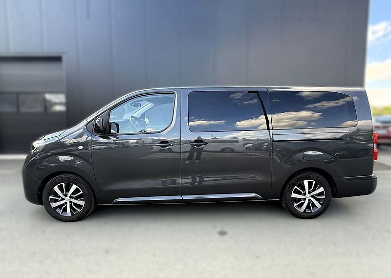 Toyota ProAce Family 8S - fotka 2 z 8