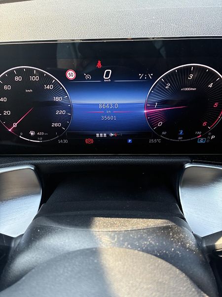 Mercedes-Benz GLB (2024) 200d 4MATIC - fotka 17 z 17