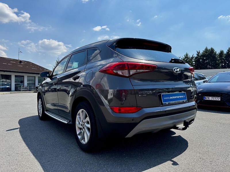 Hyundai Tucson (2018) 1.6 T-GDI 4x4 Trikolor - fotka 7 z 23