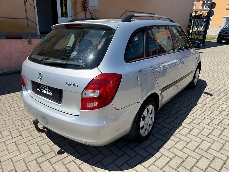 Škoda Fabia (2008) II 1.4 16V Kombi , tažné - fotka 4 z 13