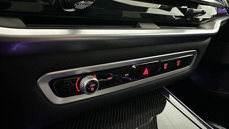 BMW X5 M60i / ZÁRUKA / TOP STAV - fotka 42 z 67