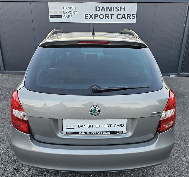 Škoda Fabia 1.2 TSI 63kW,KLIMA,TEMPOMAT - fotka 12 z 50