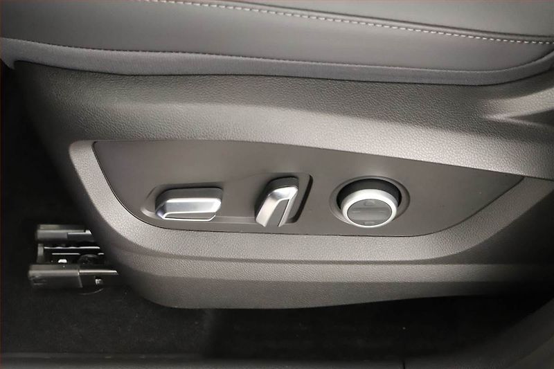 Chery Tiggo 8 (2026) 1.6 TGDI, UNIQUE, Ad. tempomat - fotka 19 z 21