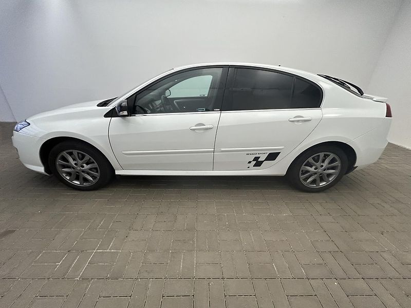 Renault Laguna 2.0 dCi Dynamic - fotka 3 z 22